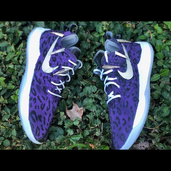 Black Panther Edition Lebrons